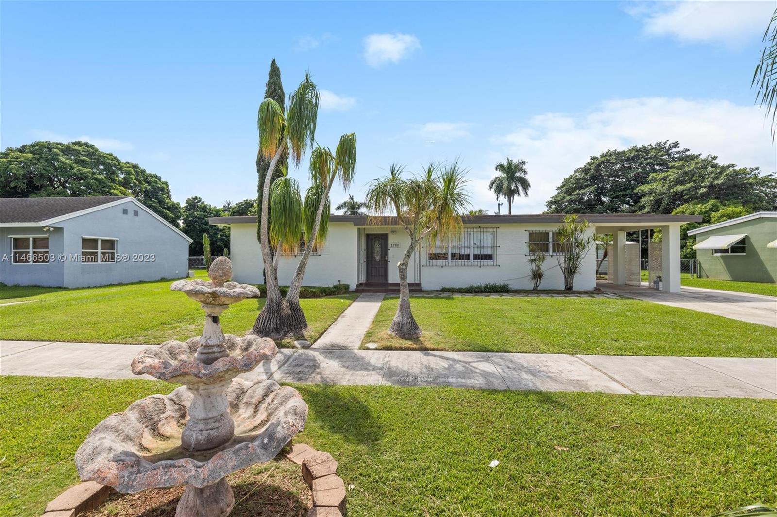 1700 NW 9th Ct