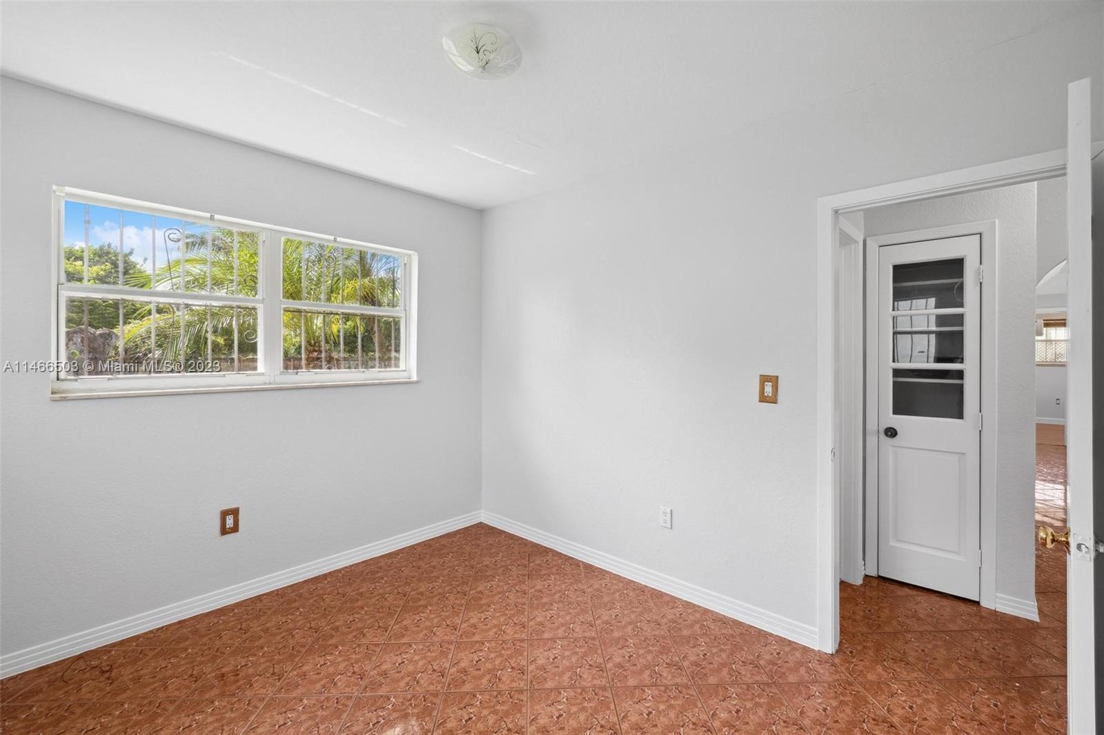 1700 NW 9th Ct