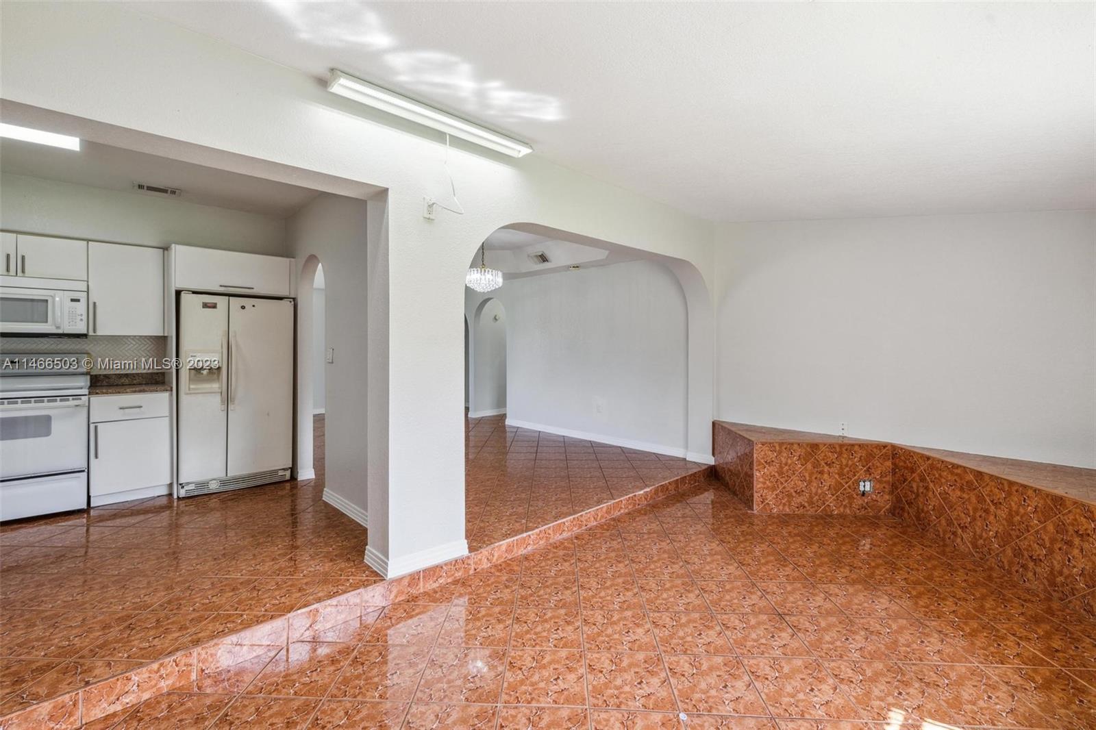 1700 NW 9th Ct