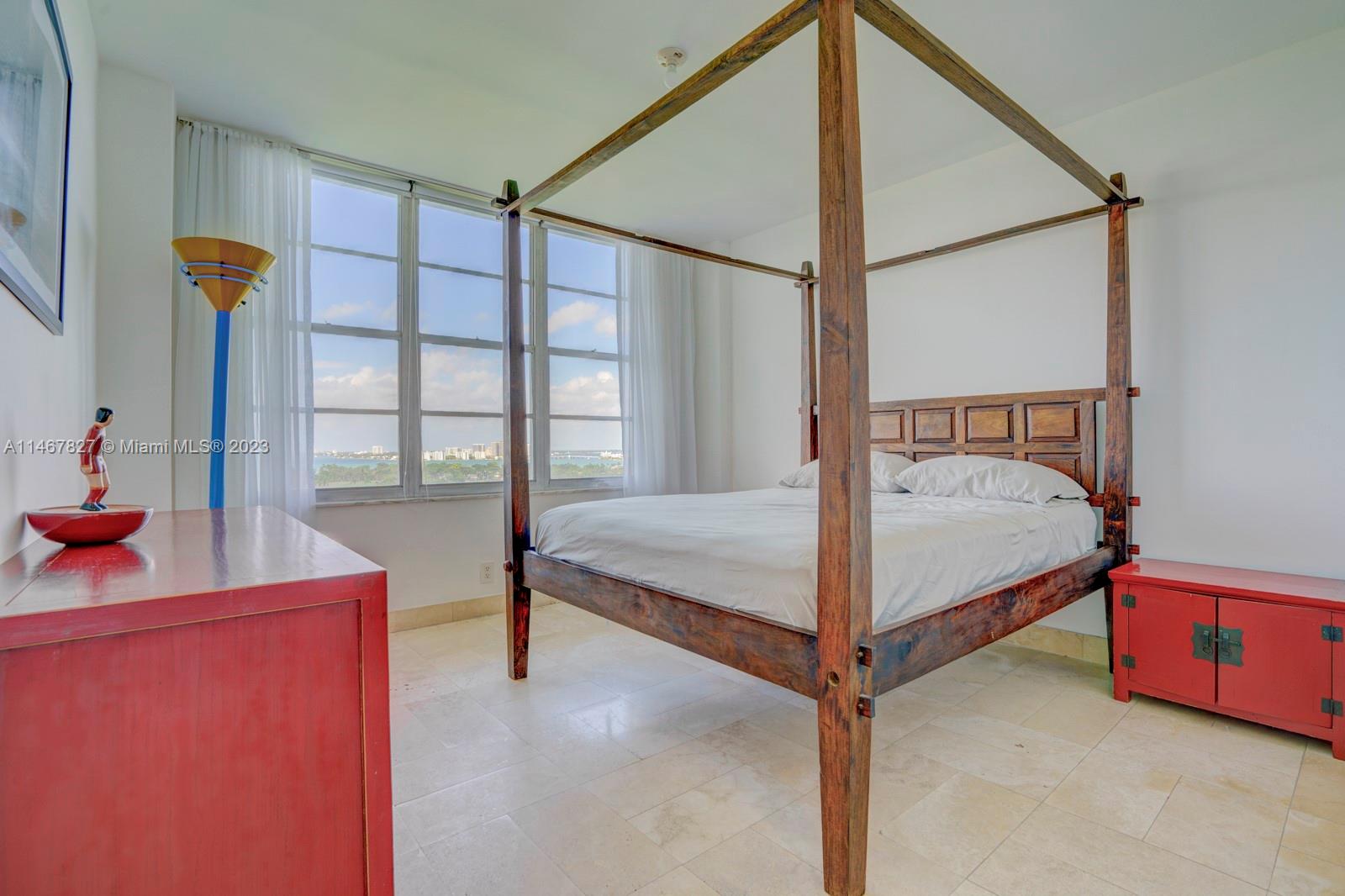 5700 Collins Ave # 16G