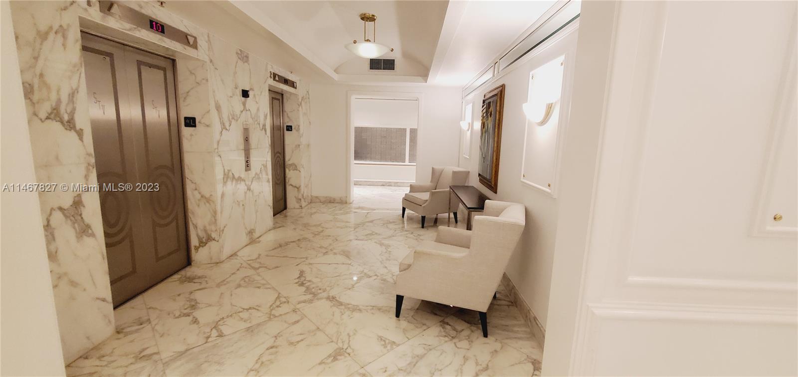 5700 Collins Ave # 16G