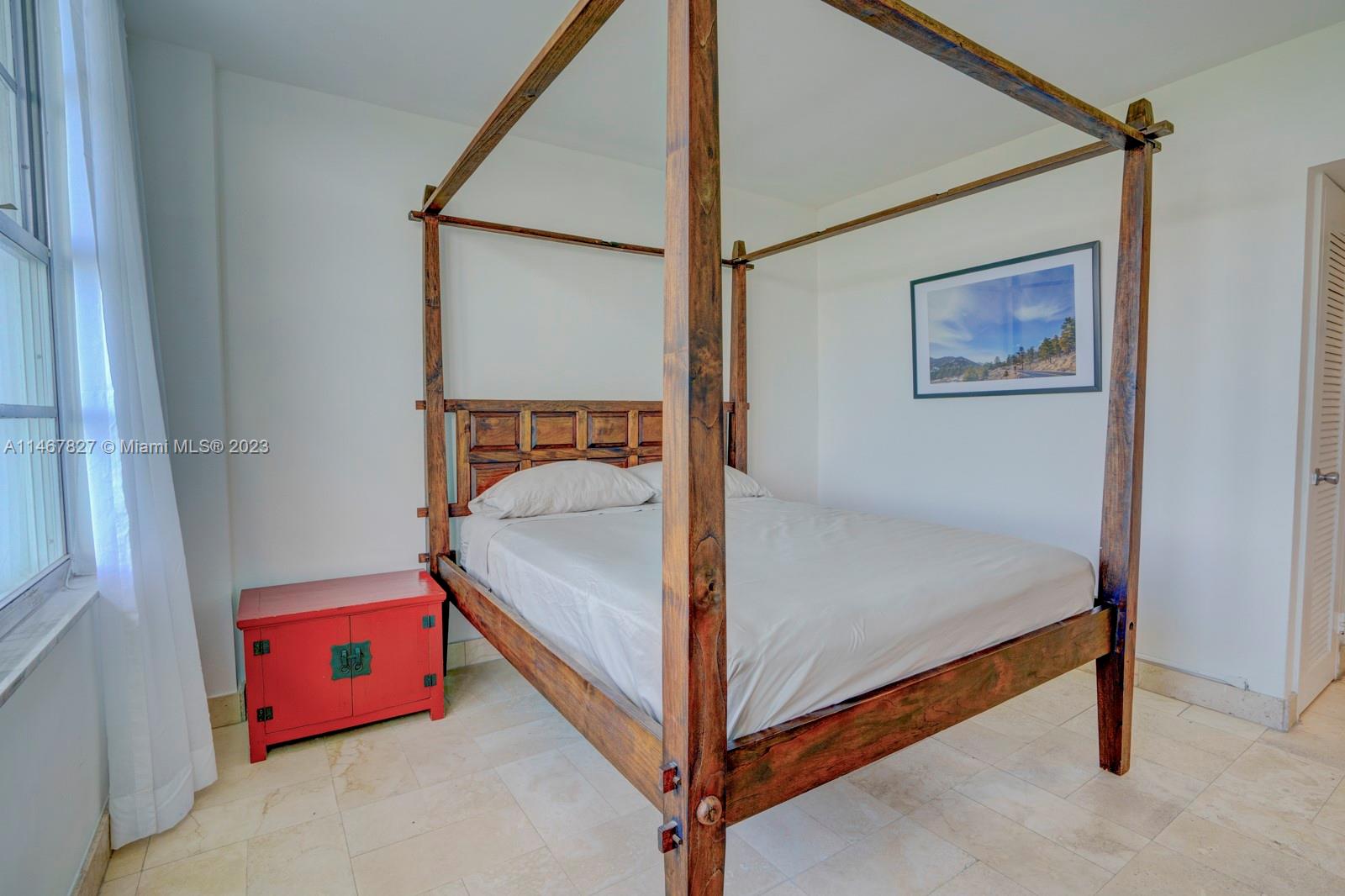 5700 Collins Ave # 16G