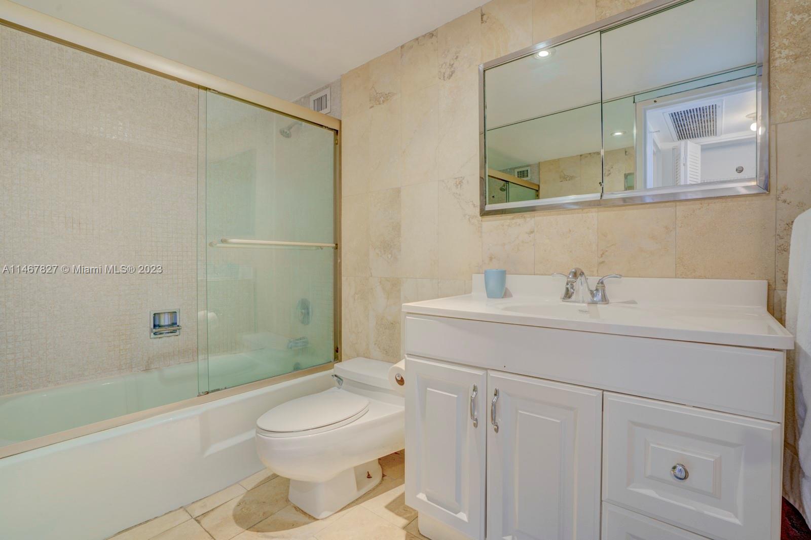 5700 Collins Ave # 16G