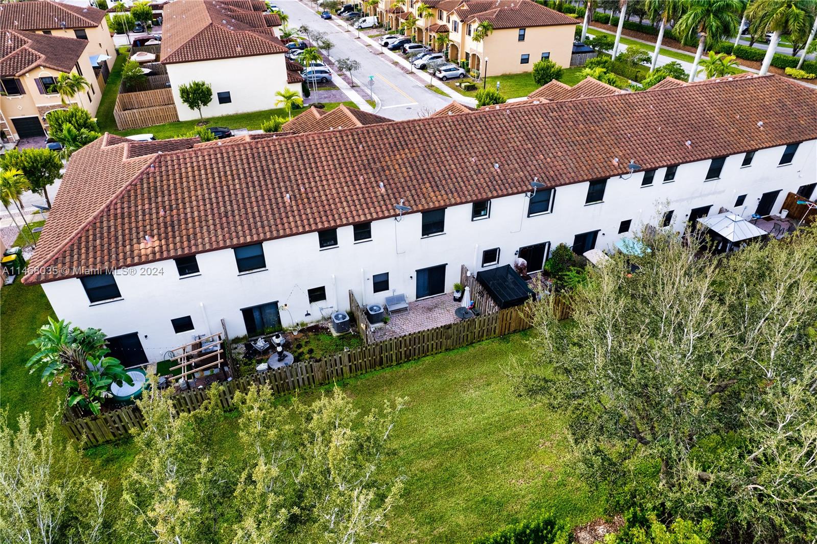 3345 SE 1st St # 3345