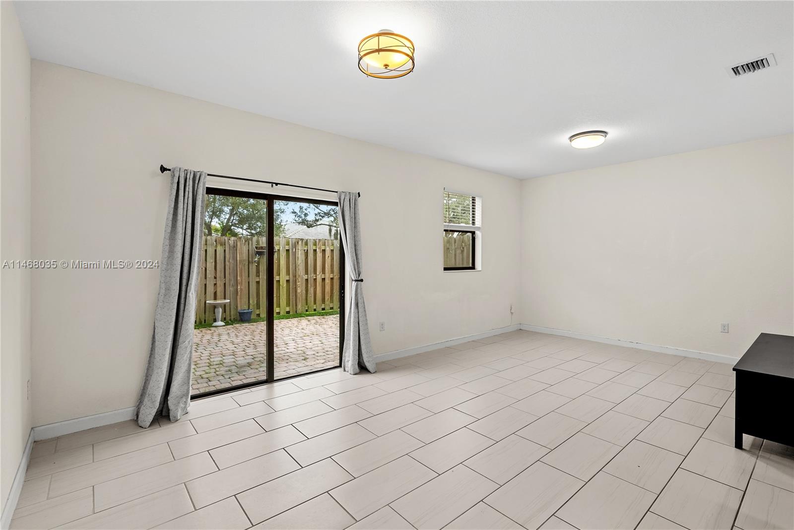 3345 SE 1st St # 3345