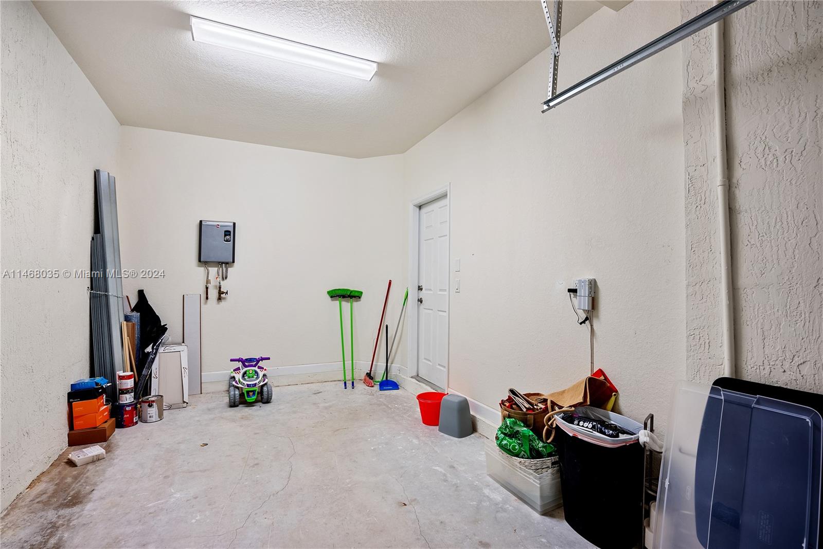 3345 SE 1st St # 3345