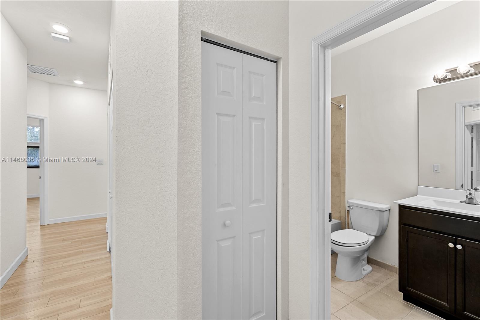 3345 SE 1st St # 3345