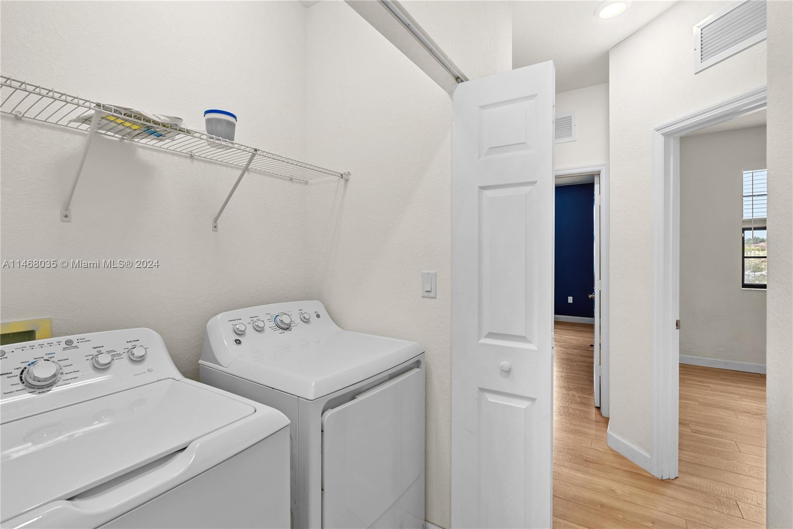 3345 SE 1st St # 3345