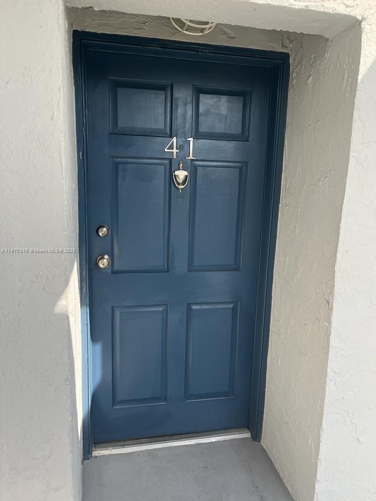 114 Mendoza Ave # 41