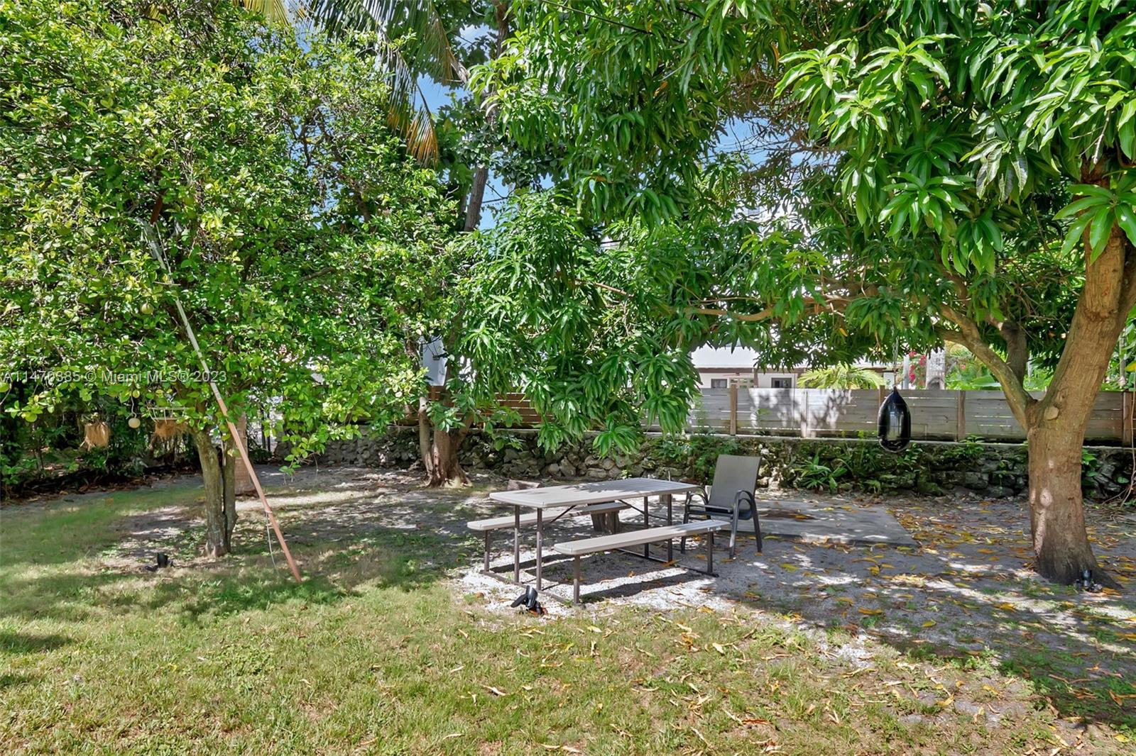 1953 SW 10th St Unit: Top