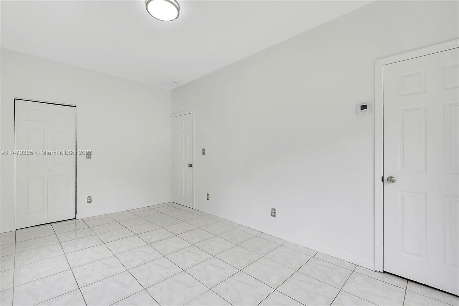 1953 SW 10th St Unit: Top