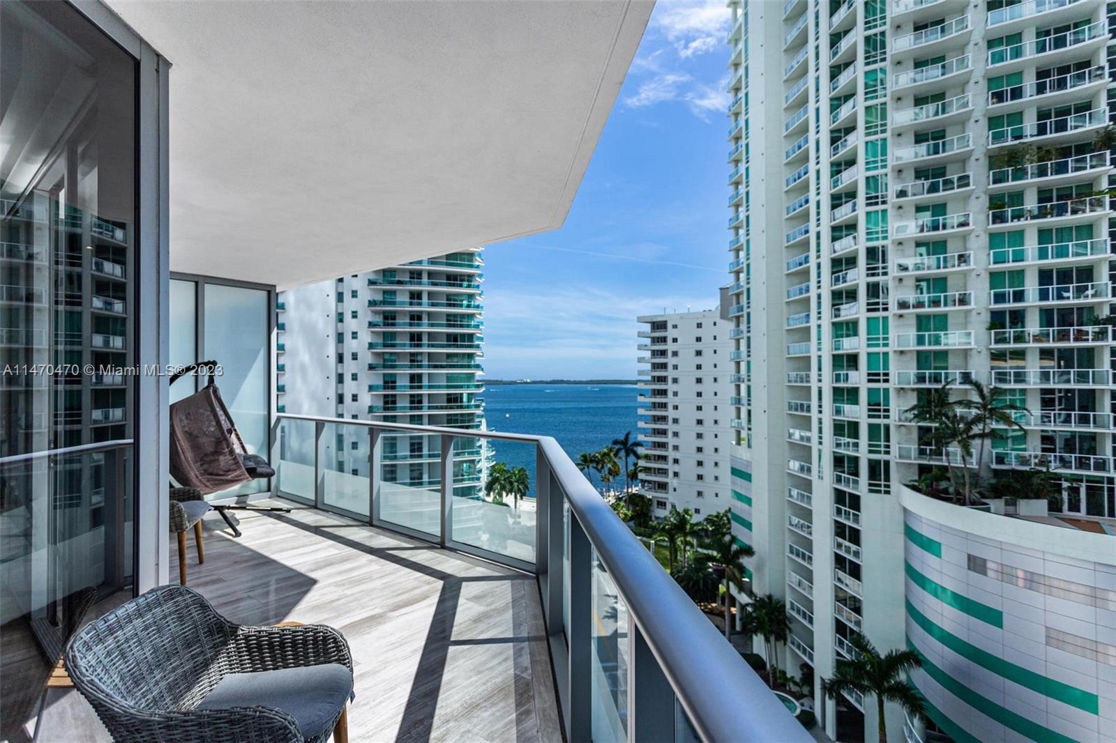 1300 Brickell Bay Dr # 1102