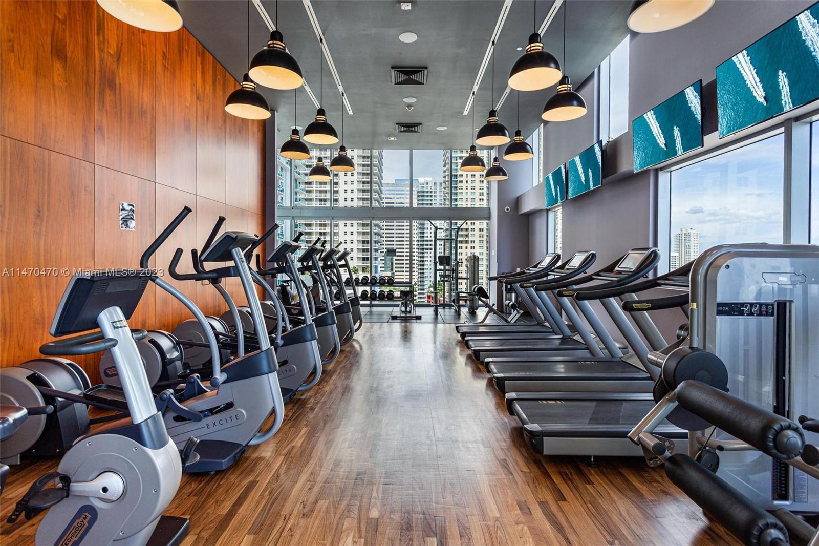 1300 Brickell Bay Dr # 1102