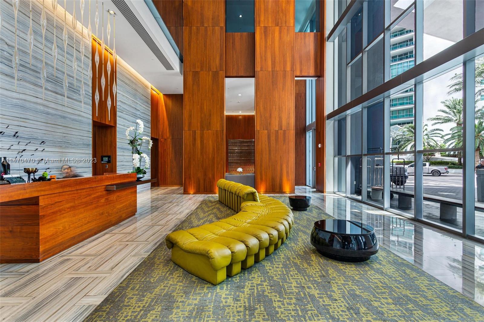 1300 Brickell Bay Dr # 1102