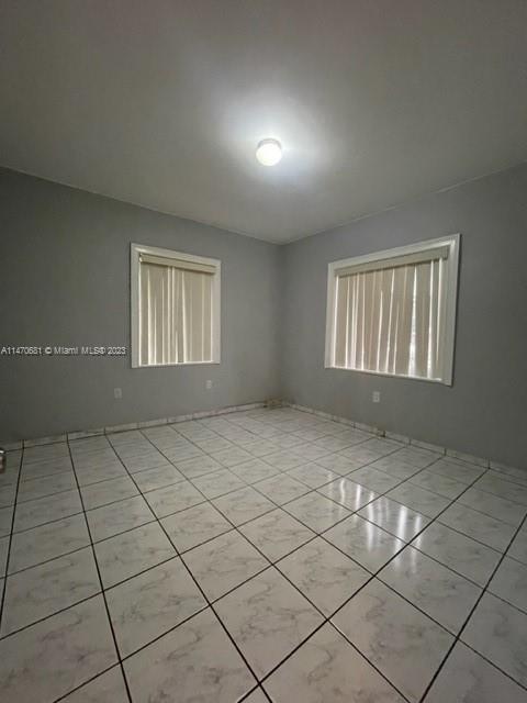 2341 NW 14th St Unit: front