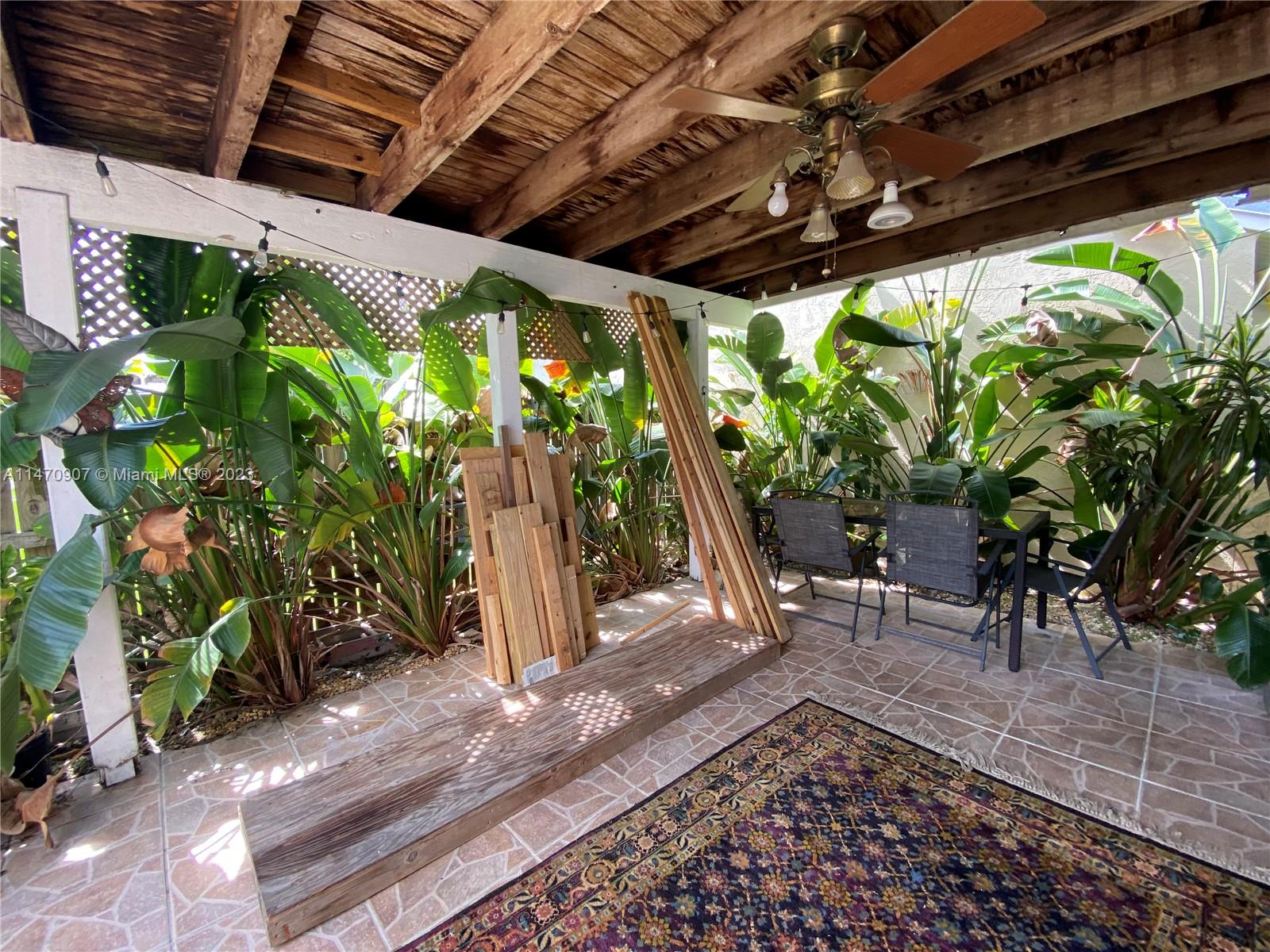 1362 Pelican Ct # 1362