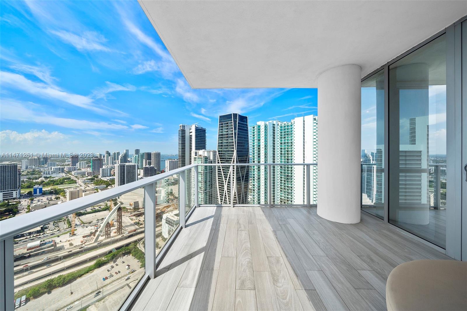 851 NE 1st Ave # 4601