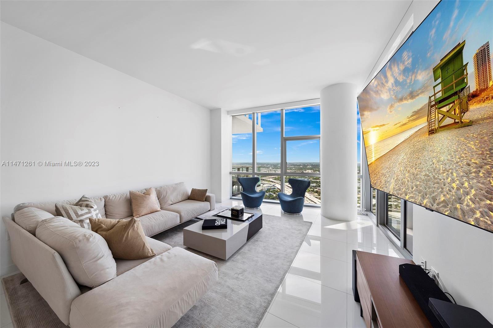 851 NE 1st Ave # 4601