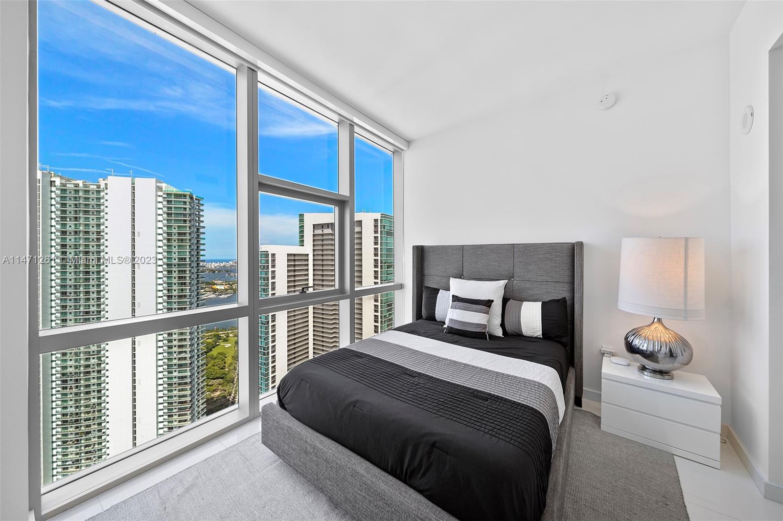 851 NE 1st Ave # 4601