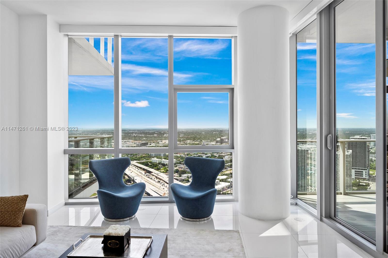 851 NE 1st Ave # 4601