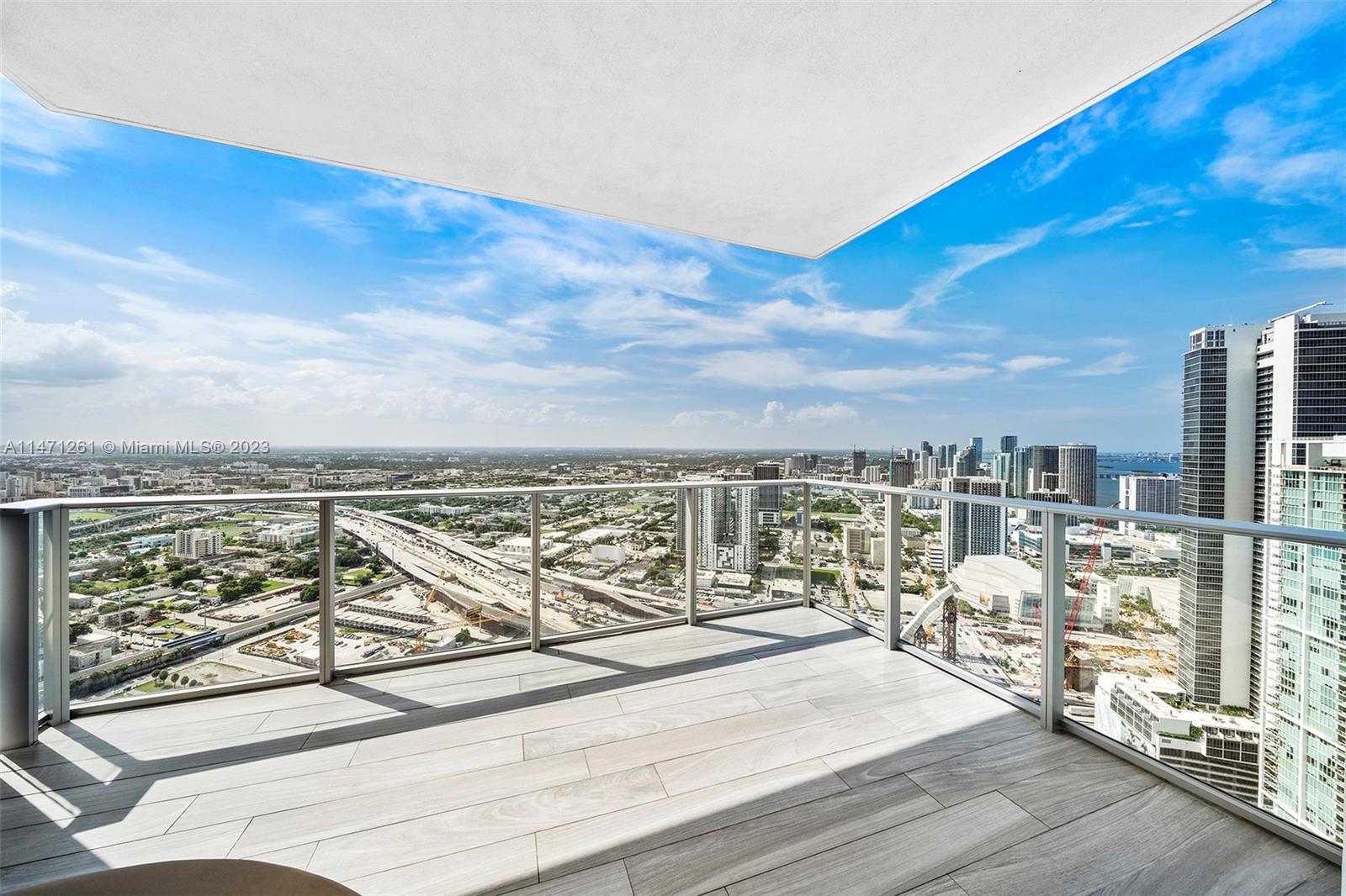 851 NE 1st Ave # 4601