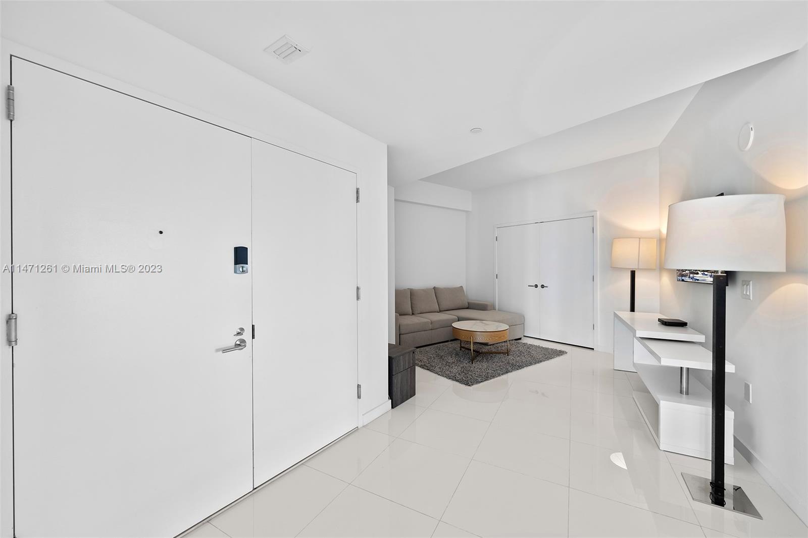 851 NE 1st Ave # 4601