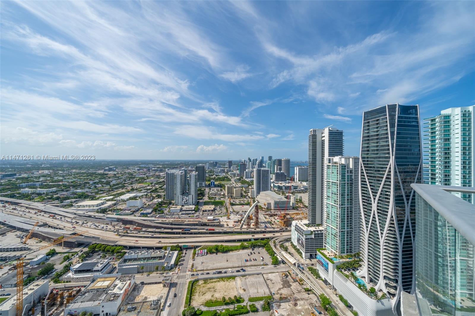 851 NE 1st Ave # 4601