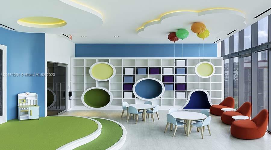 851 NE 1st Ave # 4601