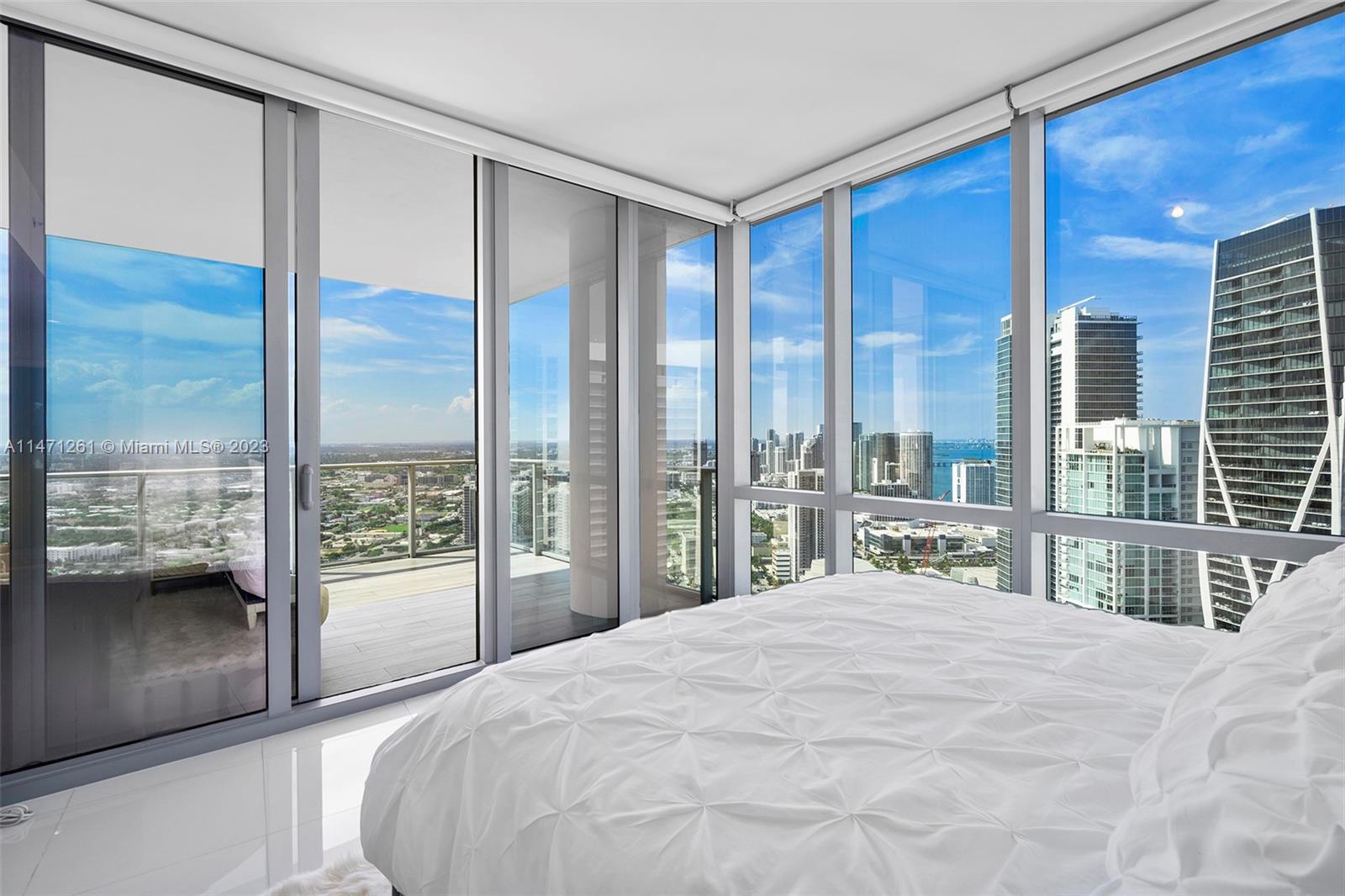 851 NE 1st Ave # 4601