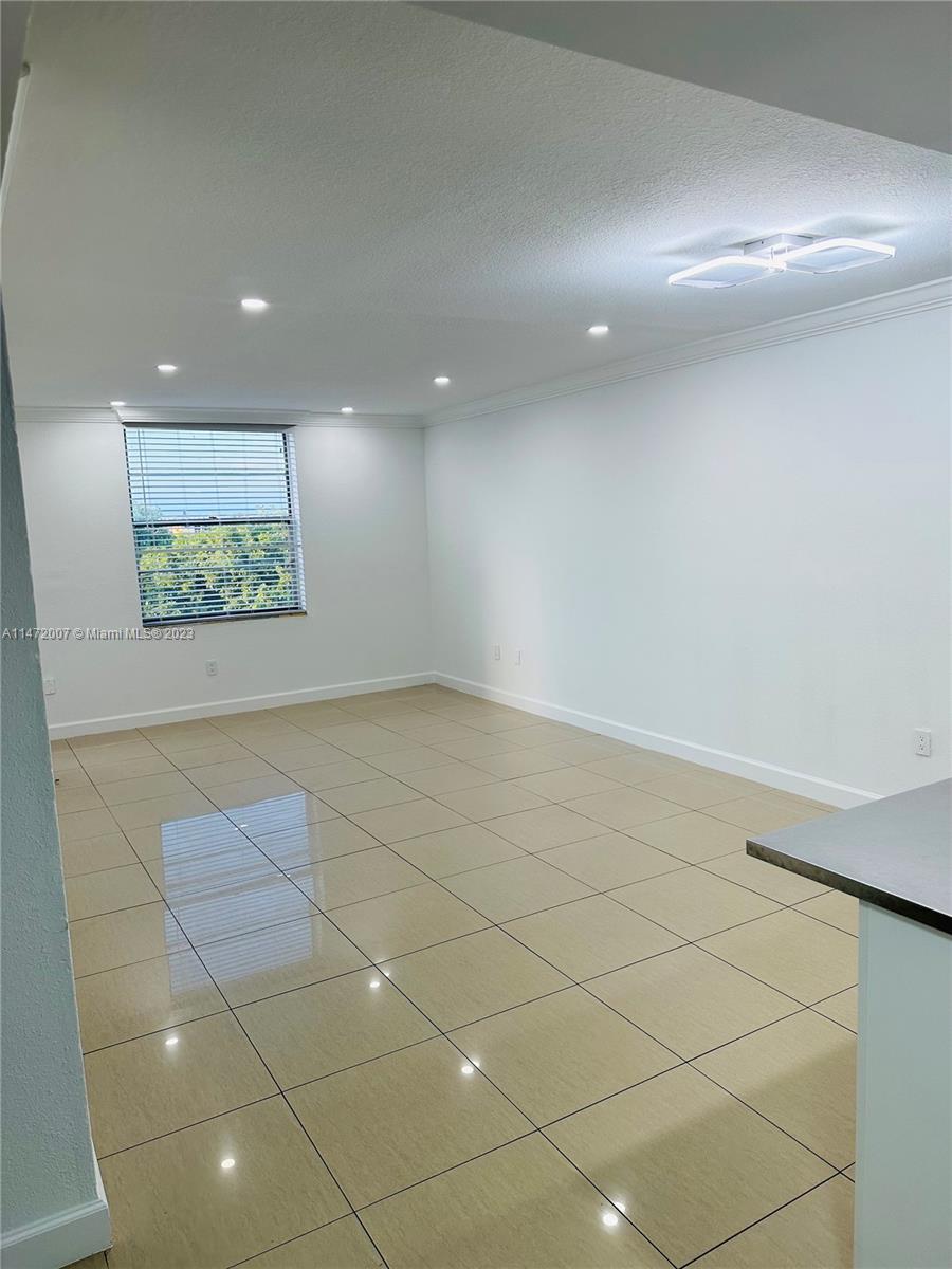 5705 W 20th Ave # 410