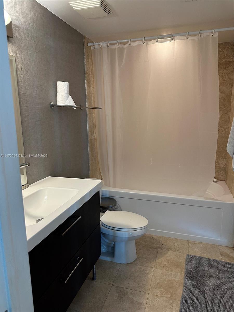 350 S Miami Ave Unit: 1807