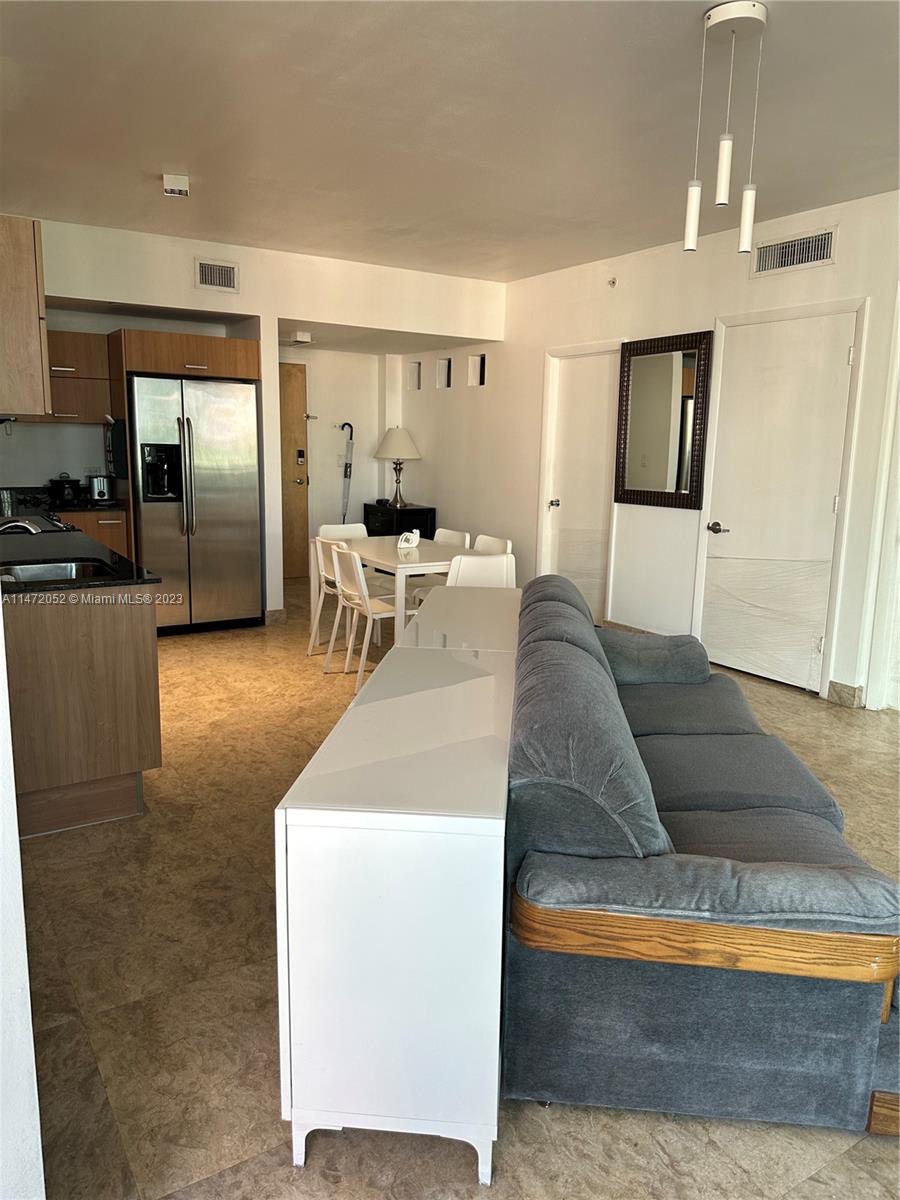 350 S Miami Ave Unit: 1807