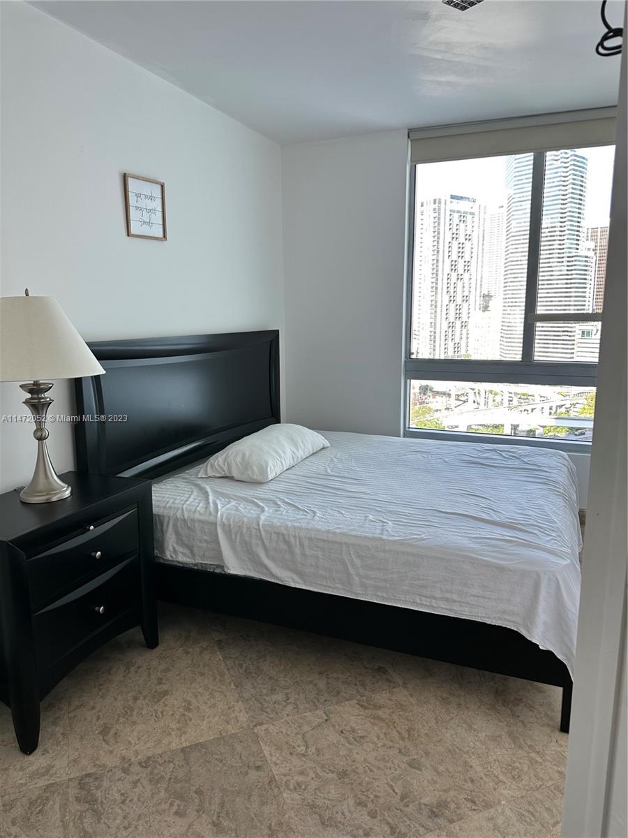 350 S Miami Ave Unit: 1807