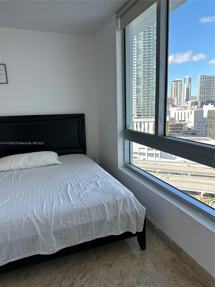 350 S Miami Ave Unit: 1807