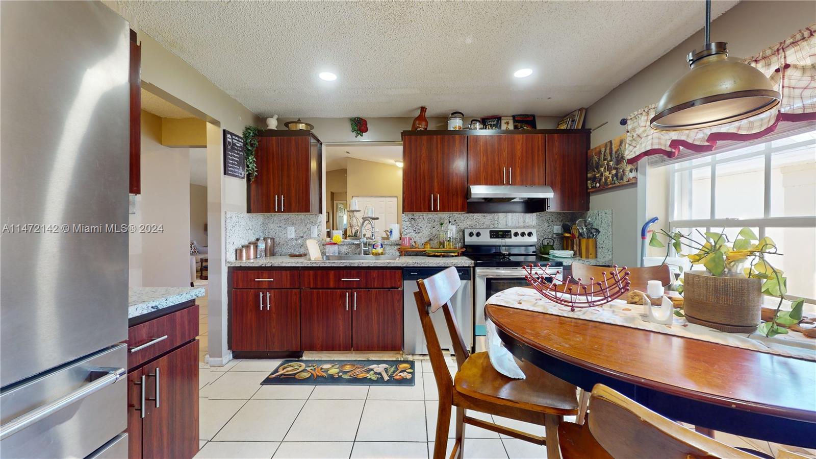 2285 SE 5th Ct