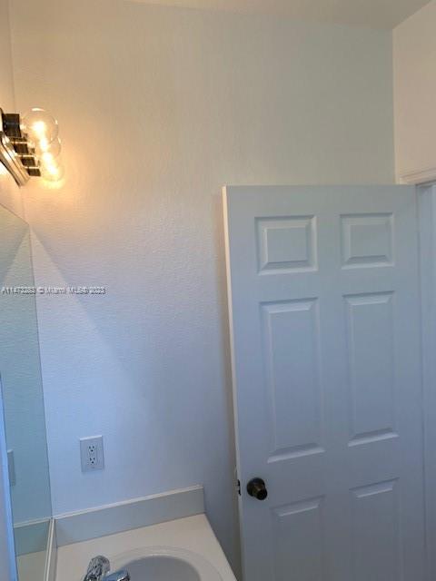 10913 SW 244th Ter # 10913