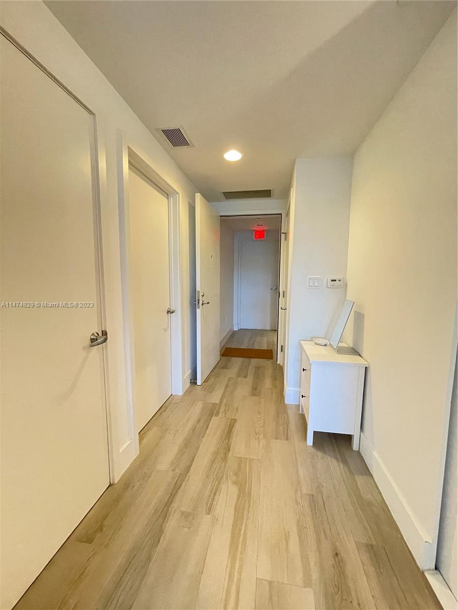 16385 Biscayne Blvd # 216