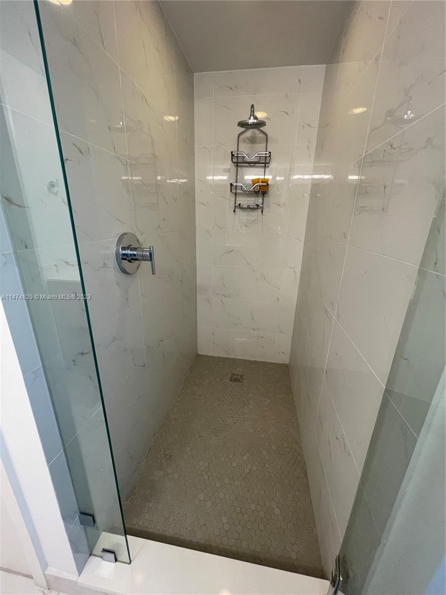16385 Biscayne Blvd # 216