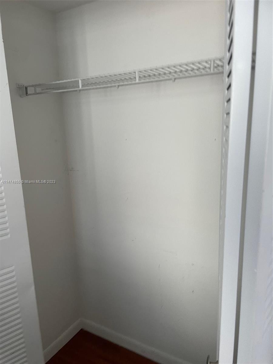 219 NW 12th Ave # 404