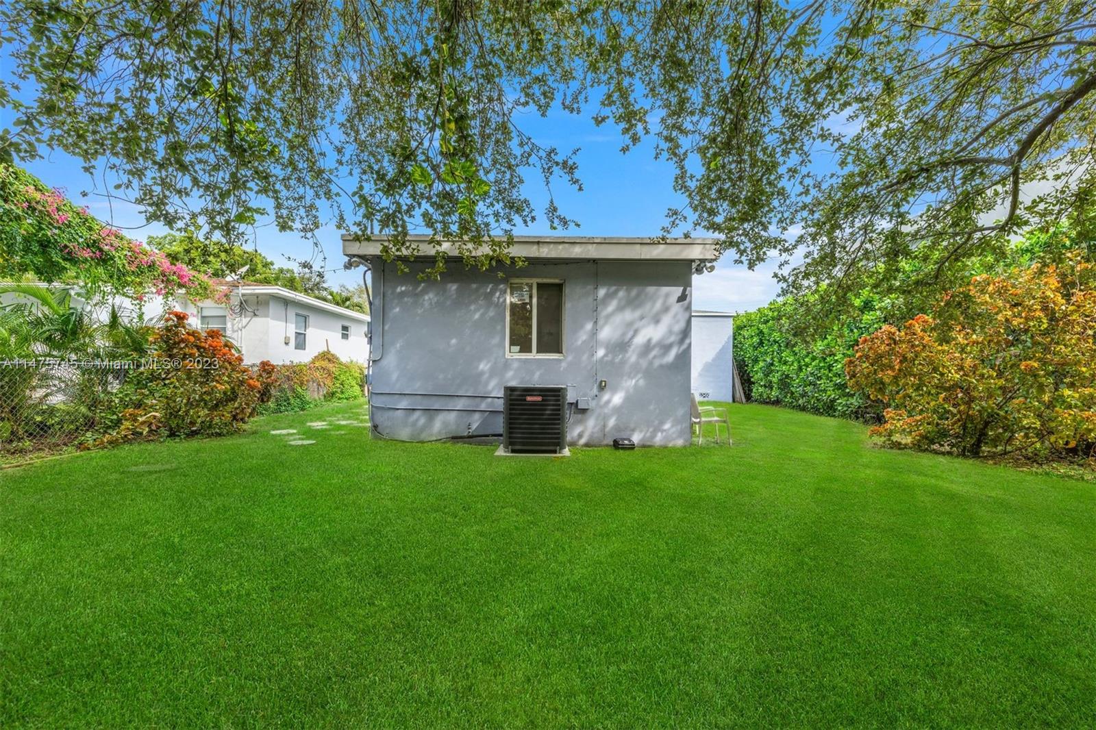 268 NW 46th St