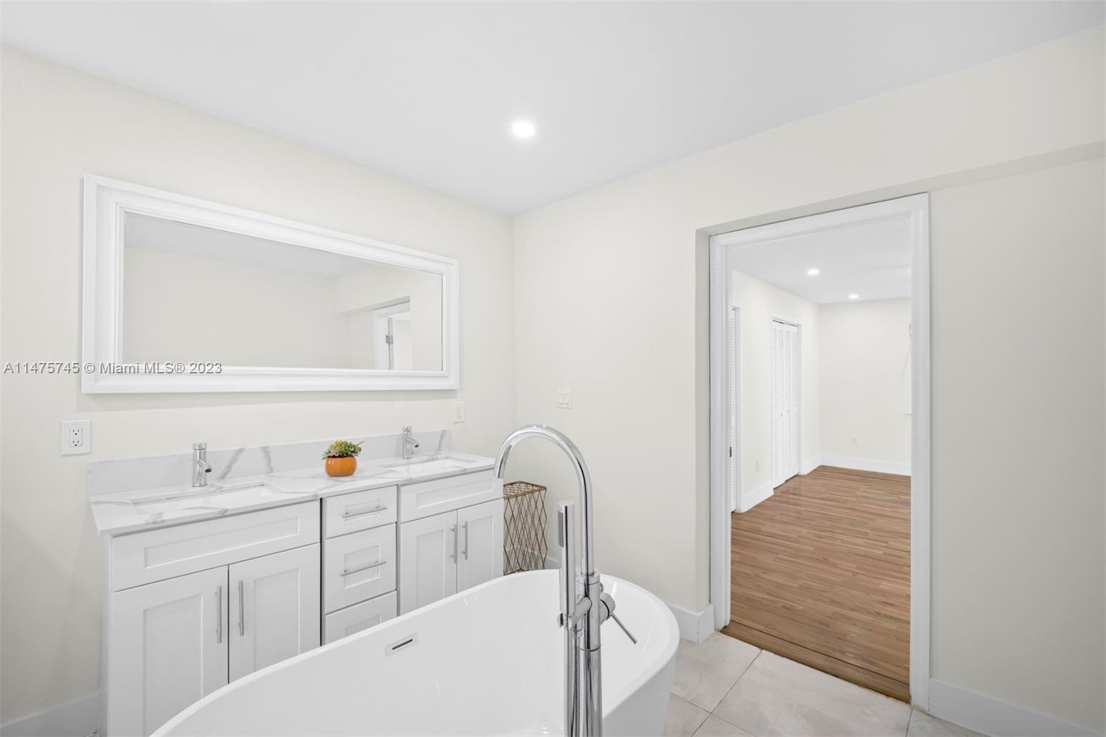 268 NW 46th St