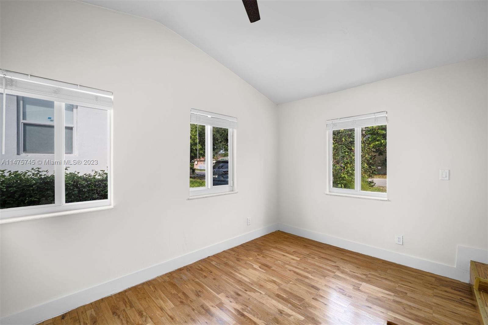 268 NW 46th St