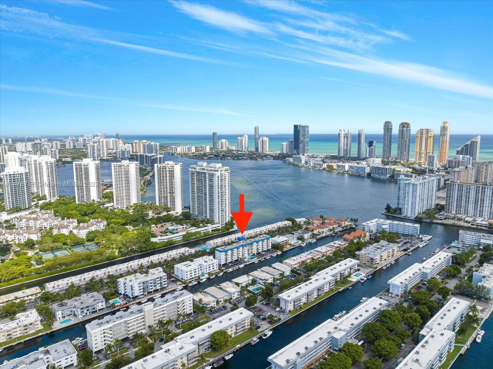 3770 NE 171st St # 402