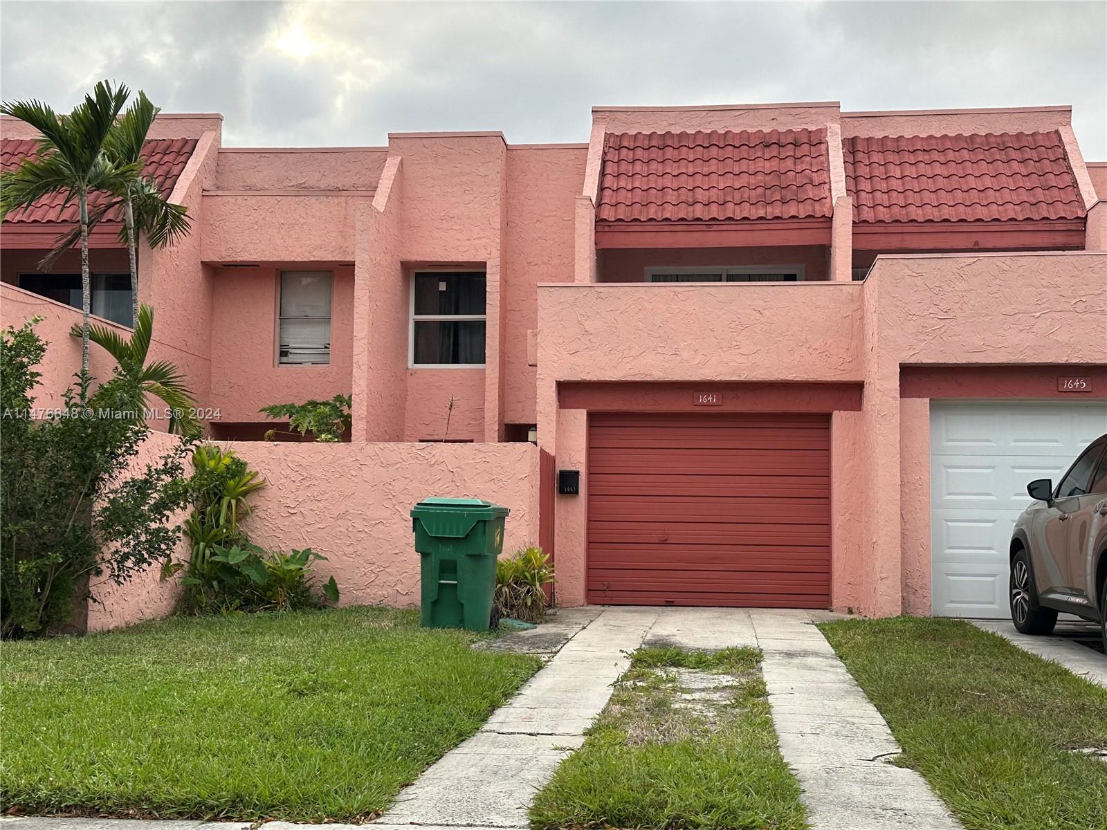 1641 NW 56th Ter Unit: 7