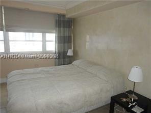 7135 Collins Ave # 1211