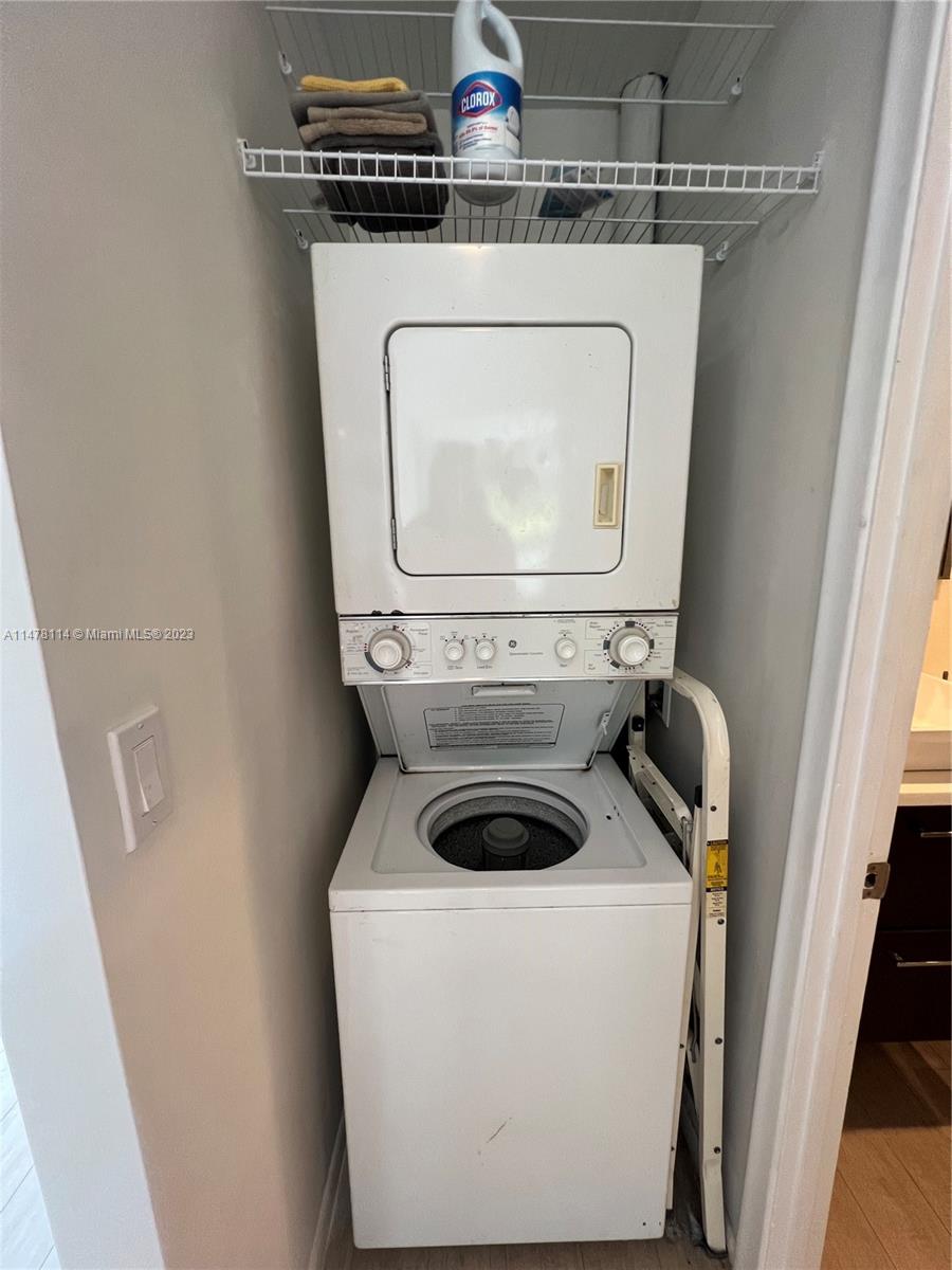 208 Meridian Ave # 5