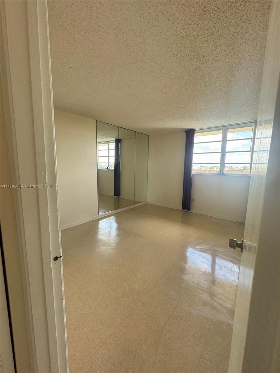 8895 Fontainebleau Blvd # 501