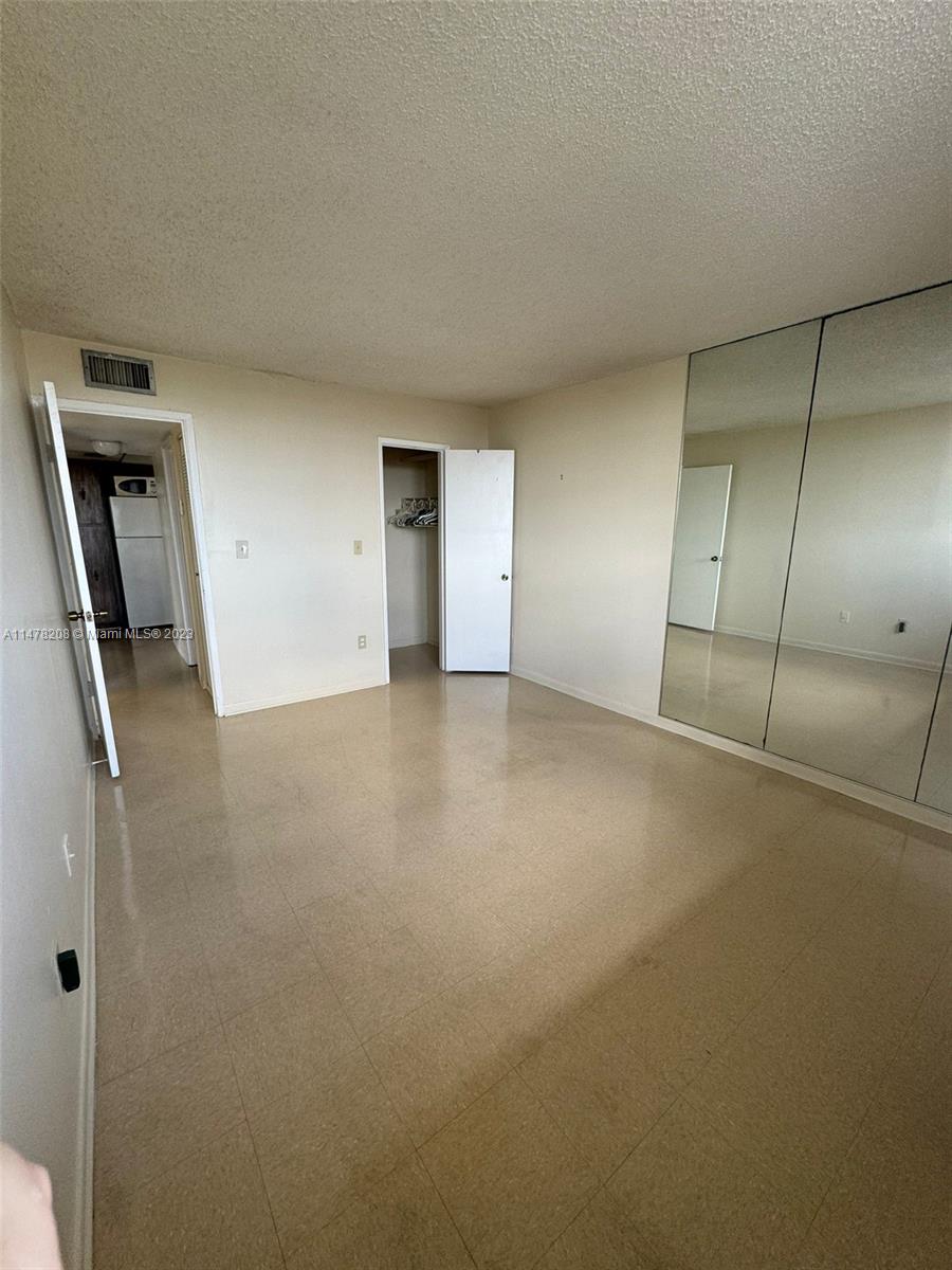 8895 Fontainebleau Blvd # 501
