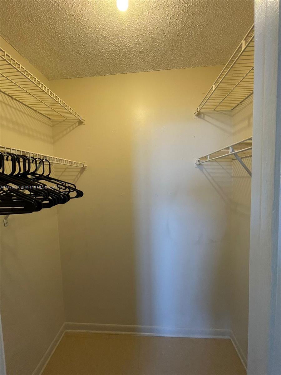 8895 Fontainebleau Blvd # 501