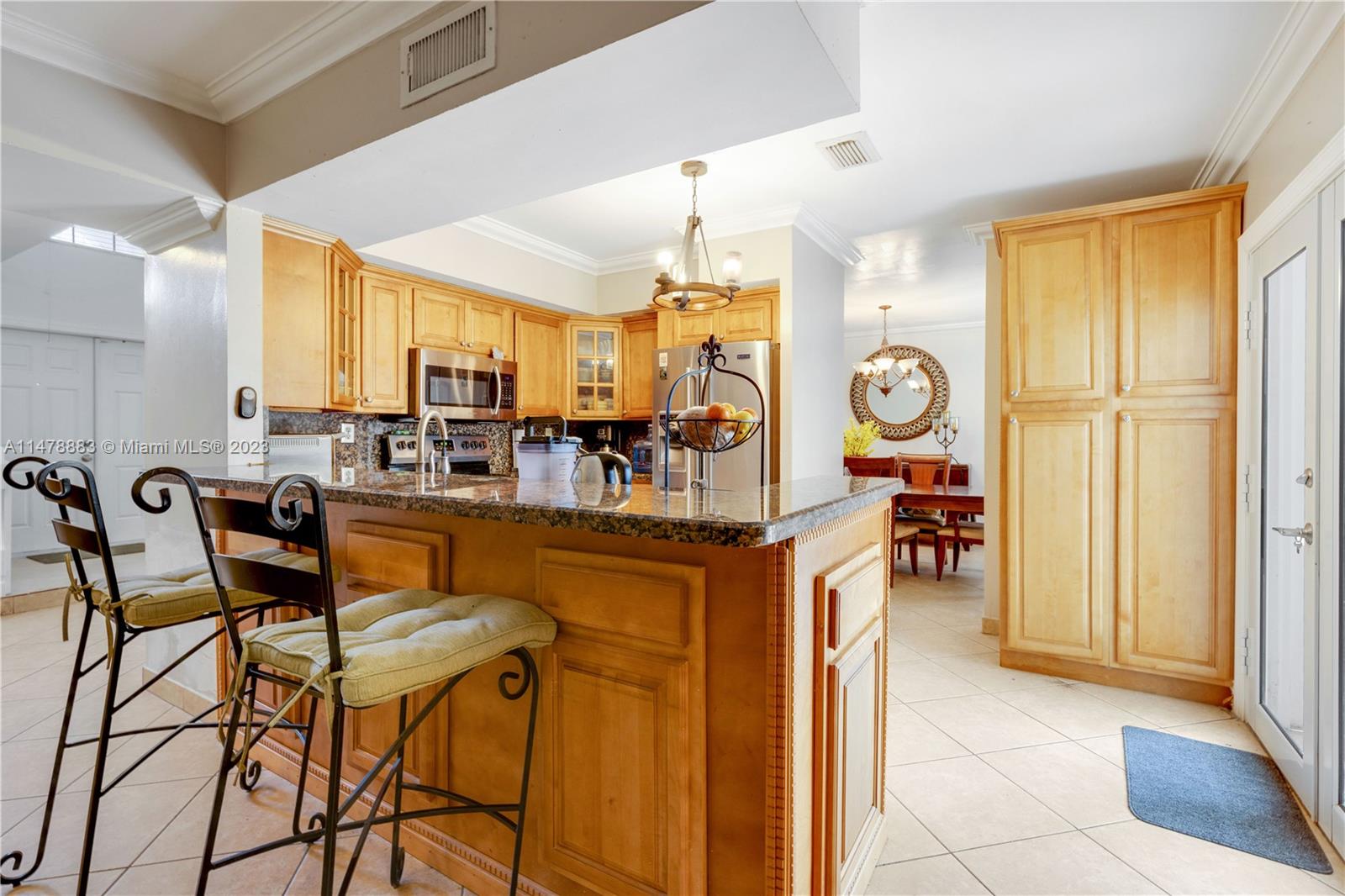 15614 SW 62nd Ter